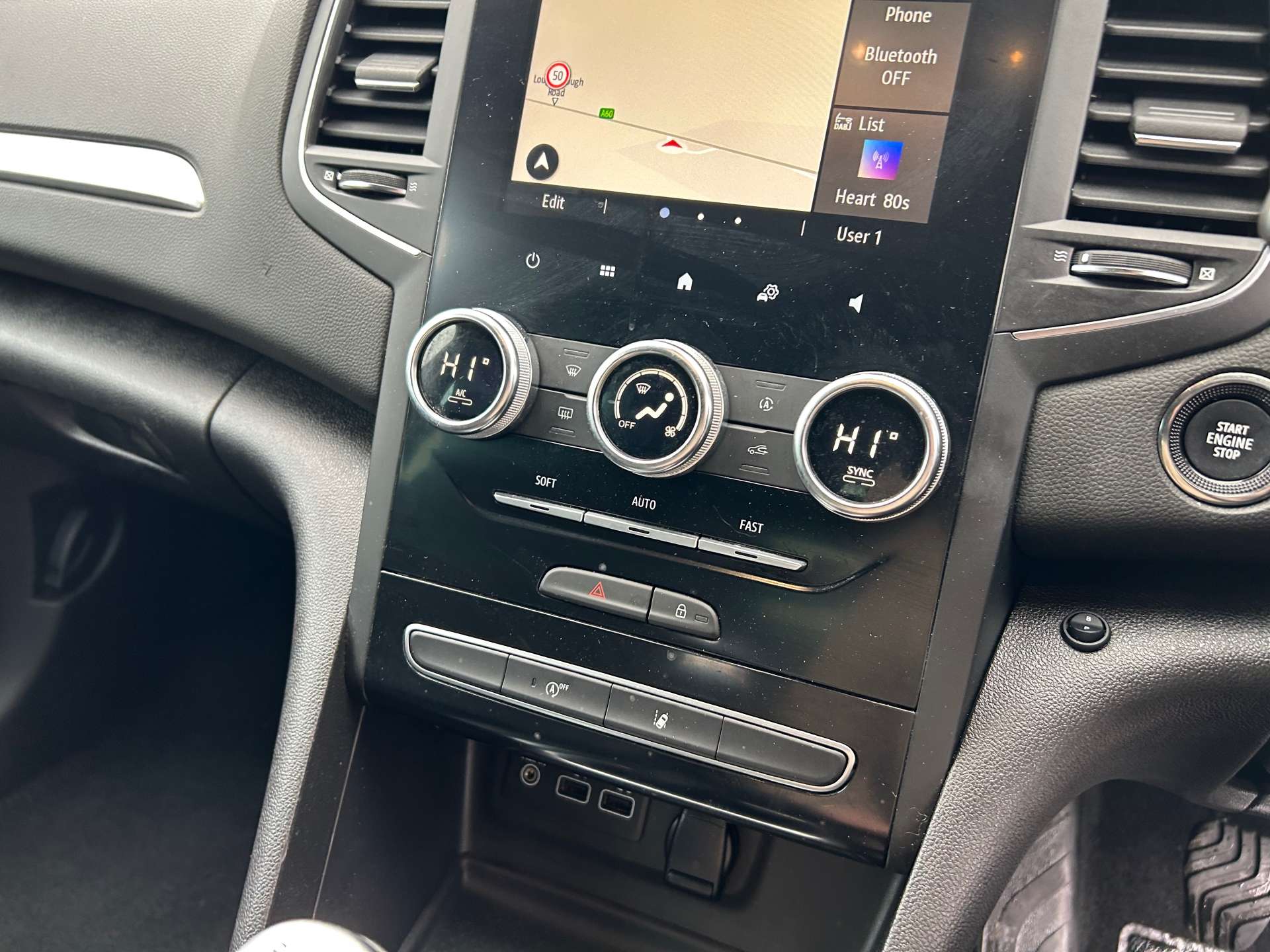 2021 Renault Megane — image 43