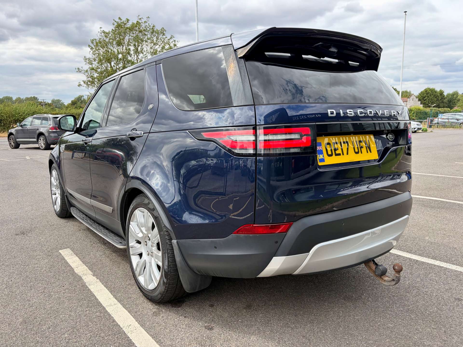 2017 Land Rover Discovery — image 7