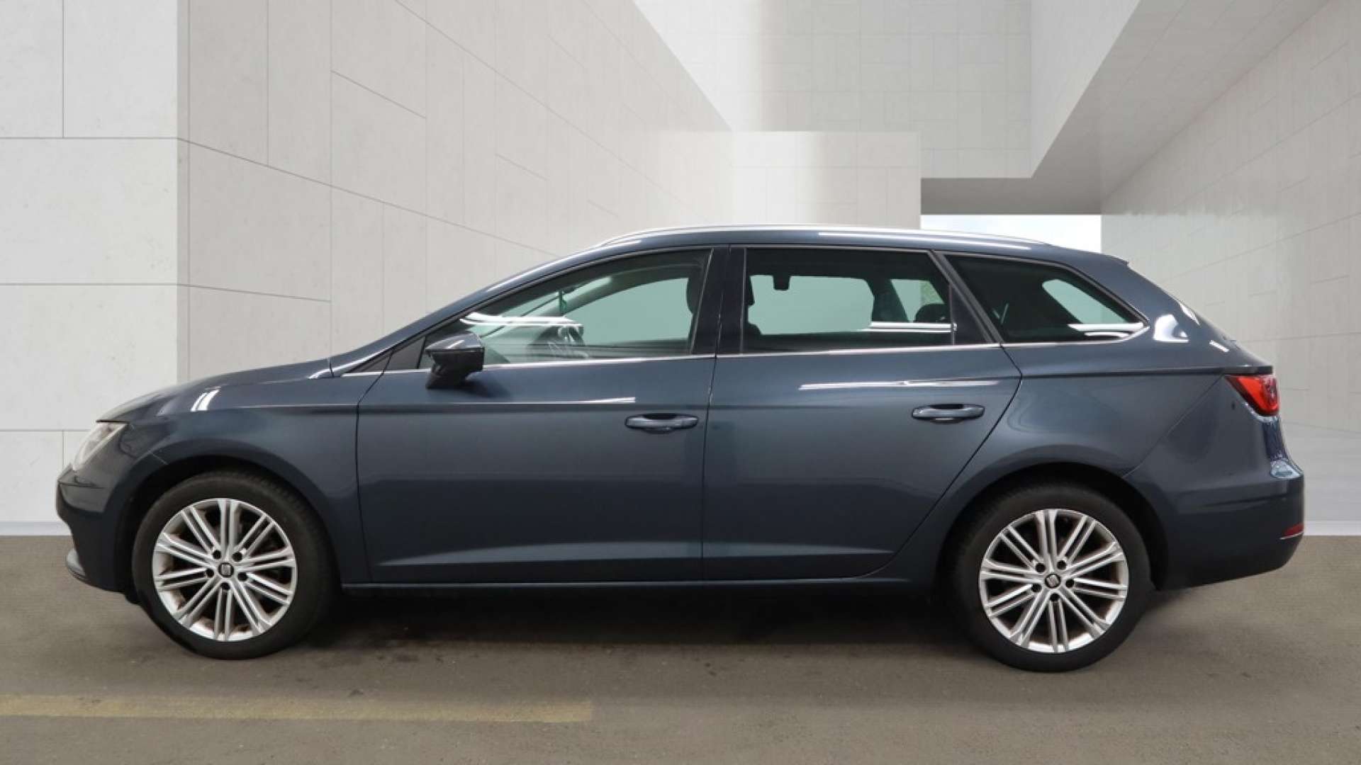 2019 SEAT Leon — image 7
