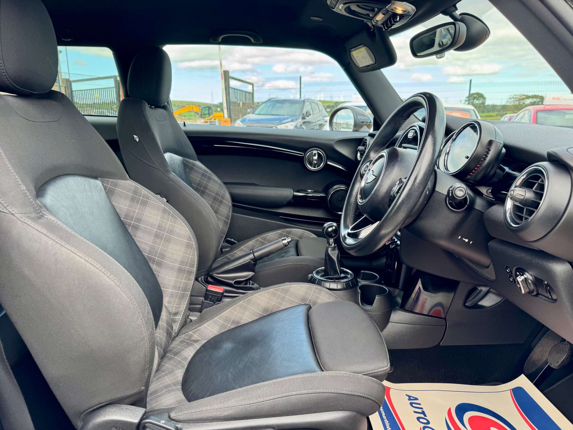 Used MINI Hatch