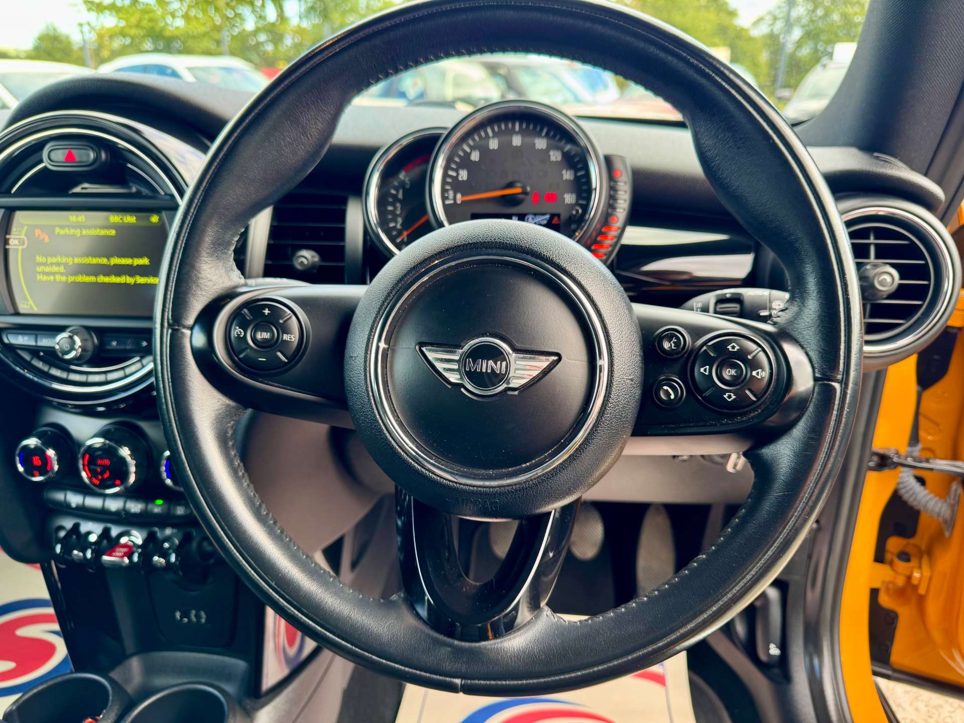 Used MINI Hatch