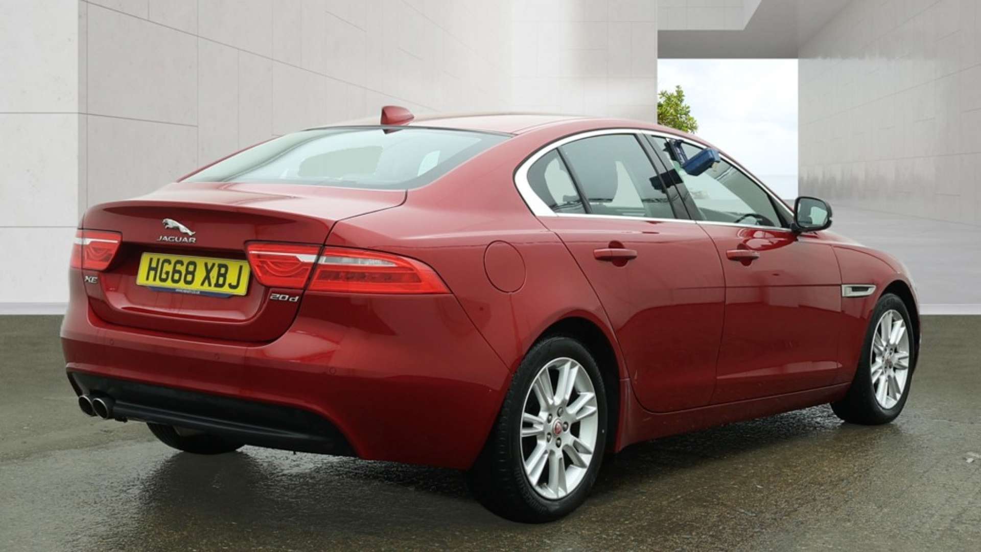 2018 Jaguar XE — image 5