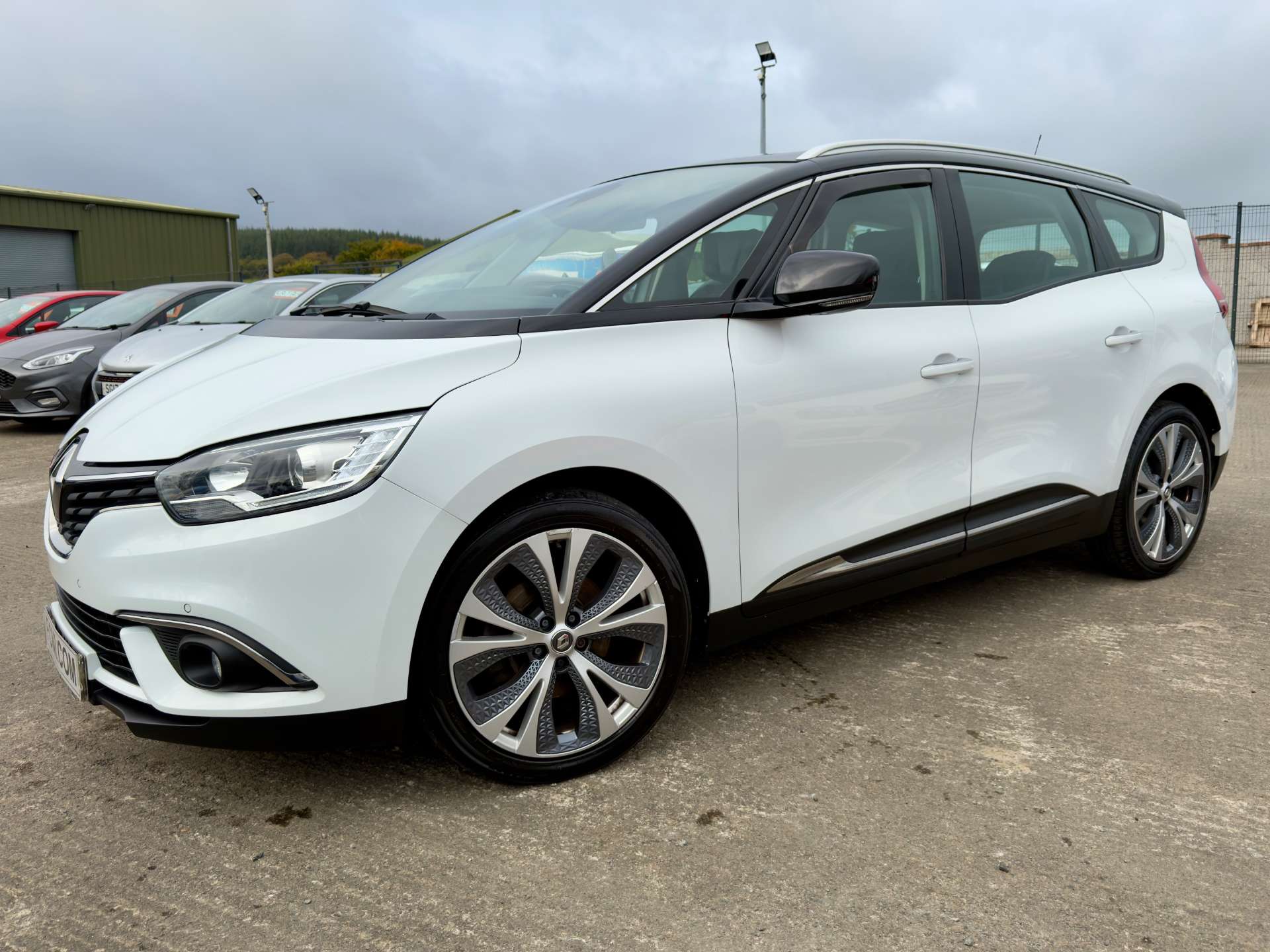 Used Renault Scenic