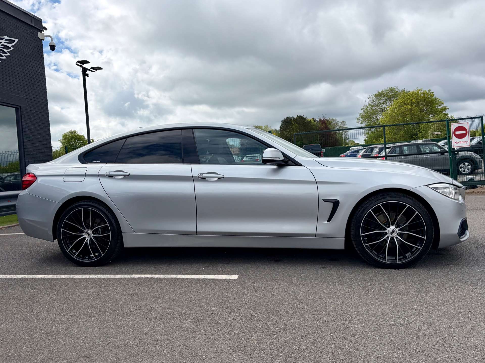 2016 BMW 420d — image 10