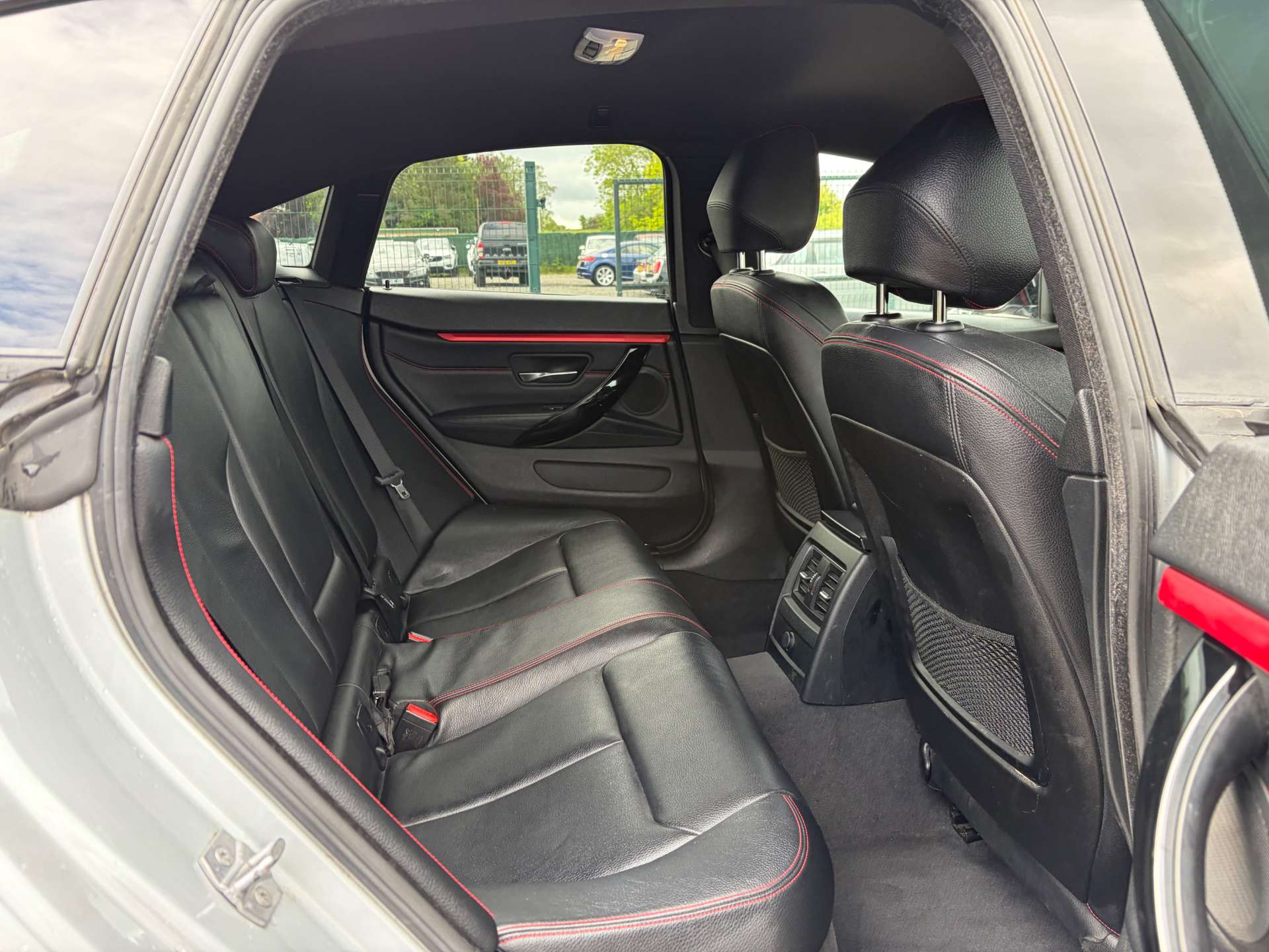 2016 BMW 420d — image 27
