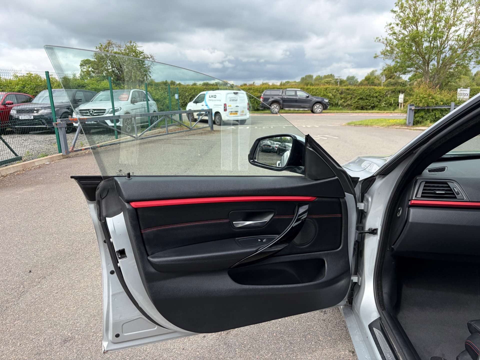 2016 BMW 420d — image 15