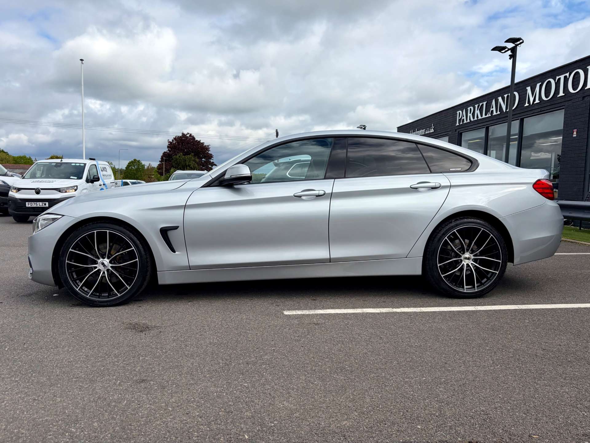 2016 BMW 420d — image 6
