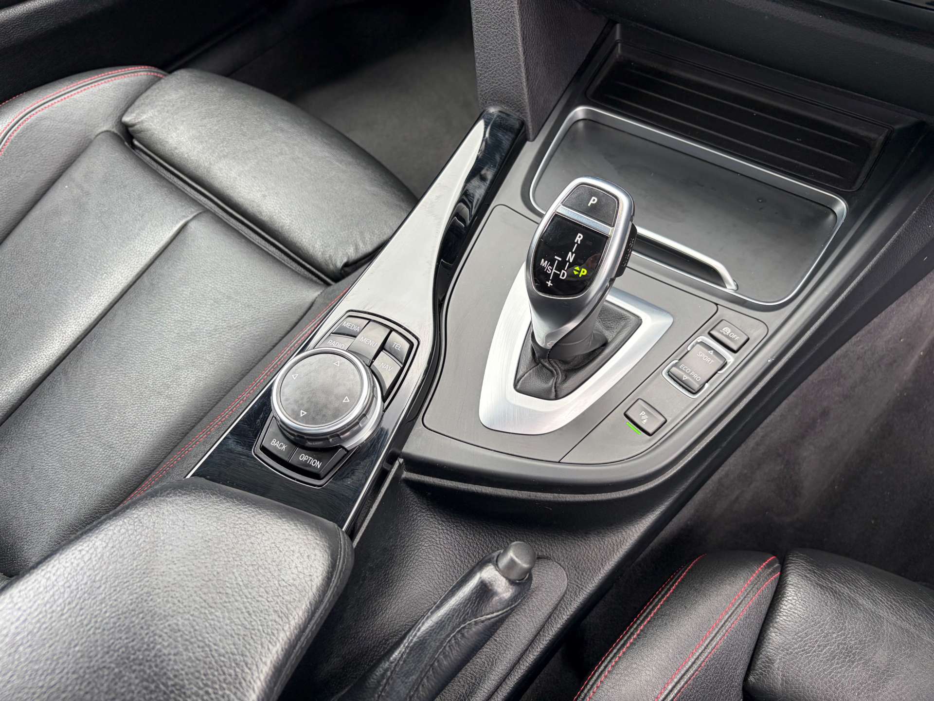 2016 BMW 420d — image 43