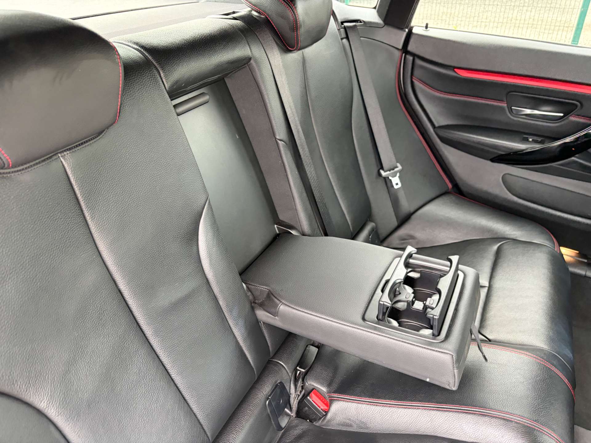 2016 BMW 420d — image 30