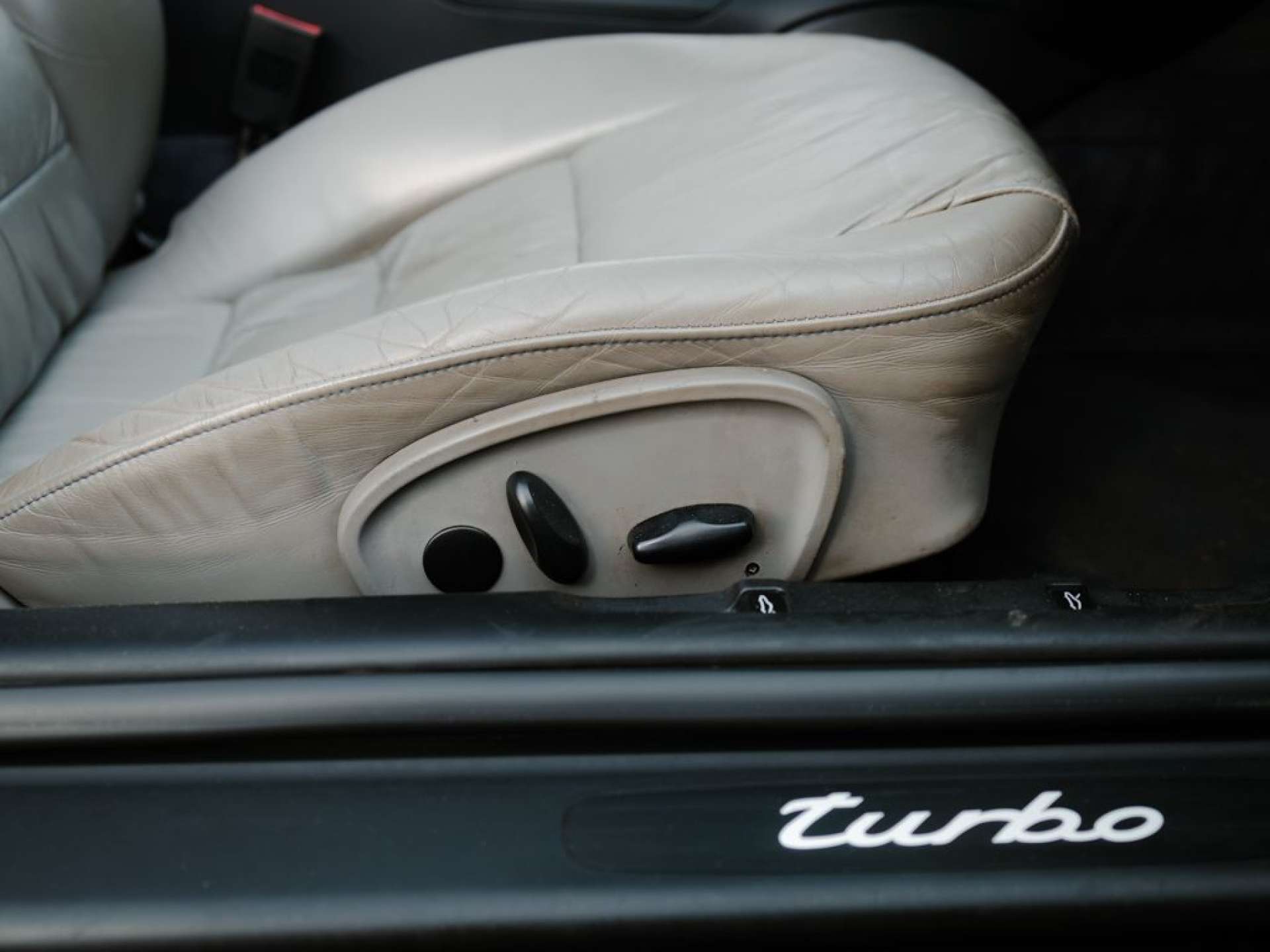 Used Porsche 911