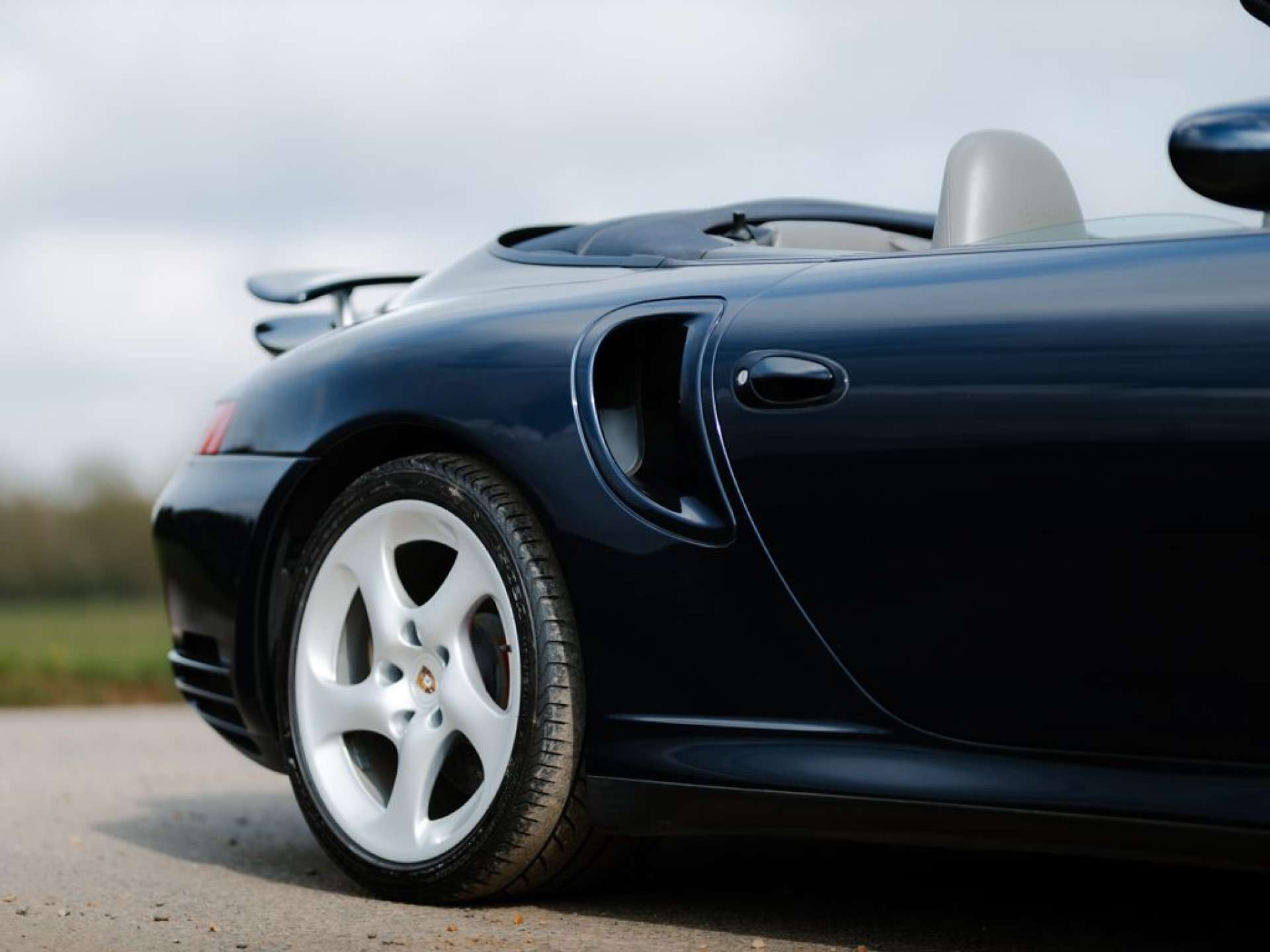 Used Porsche 911